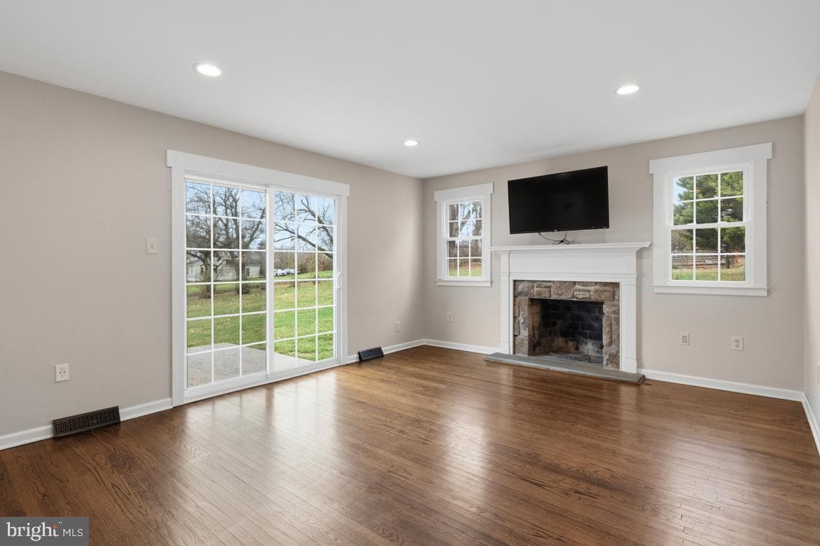 1670 Salem Circle photo 18