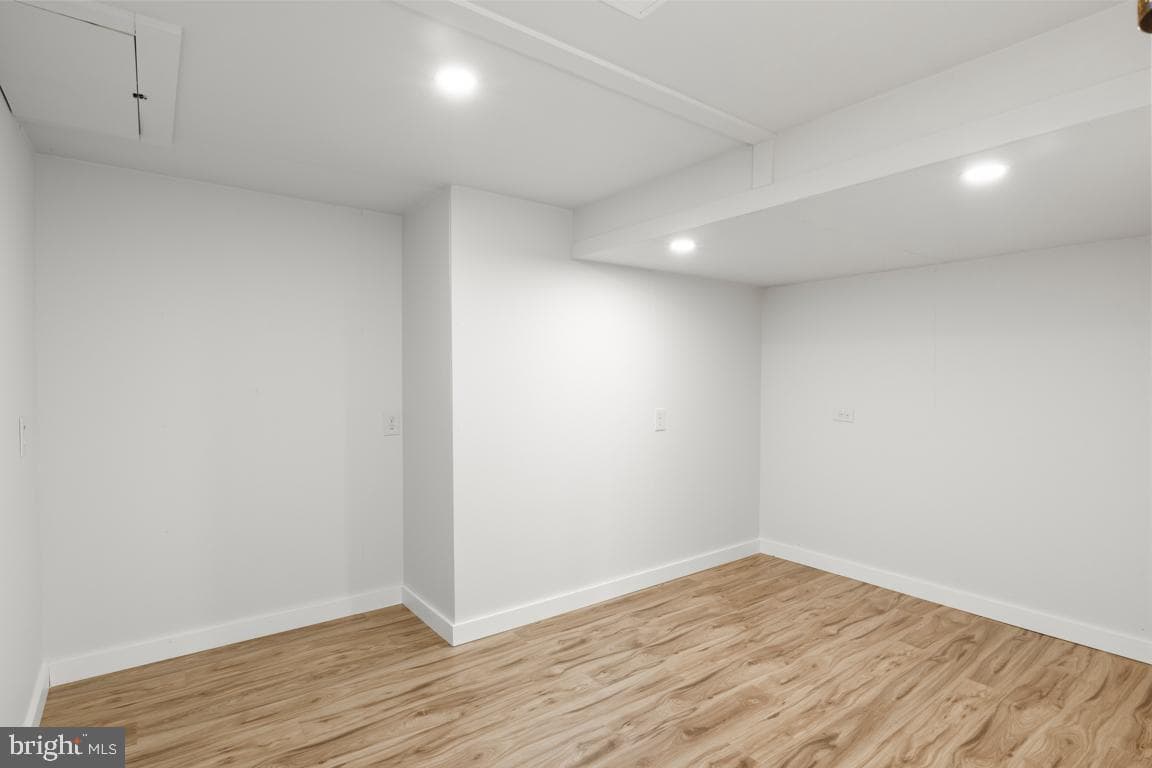 1670 Salem Circle photo 33