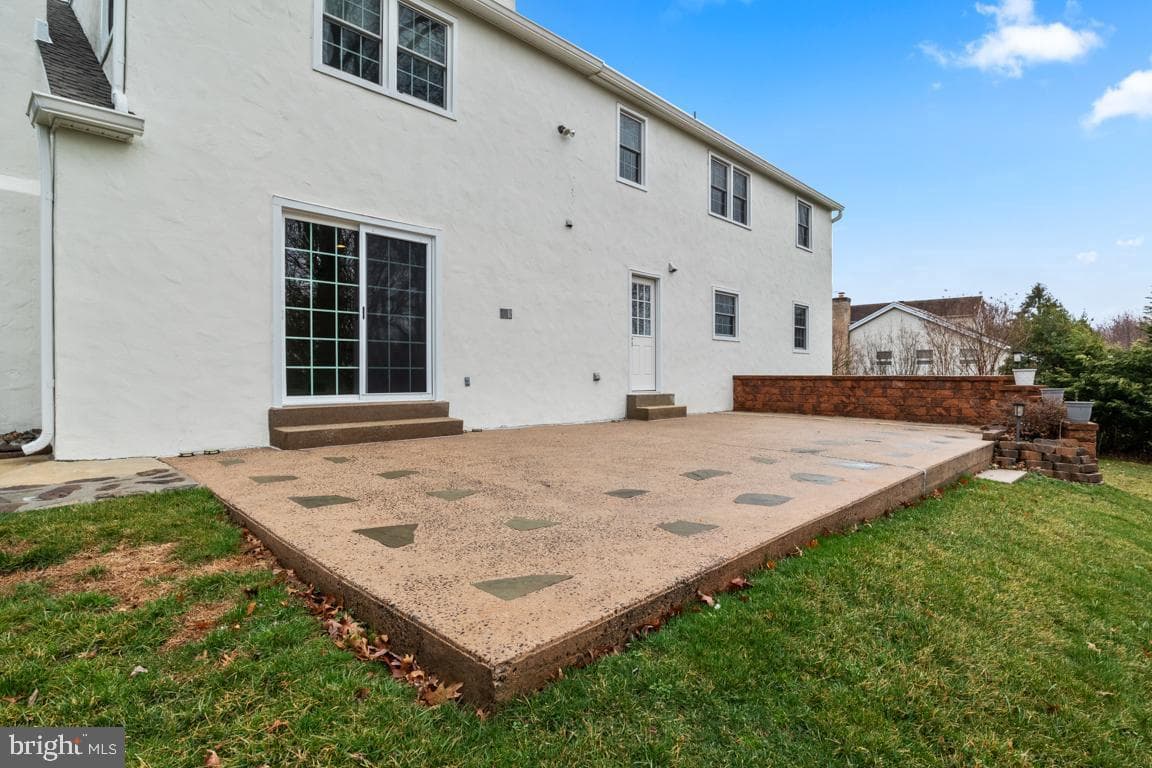1670 Salem Circle photo 8