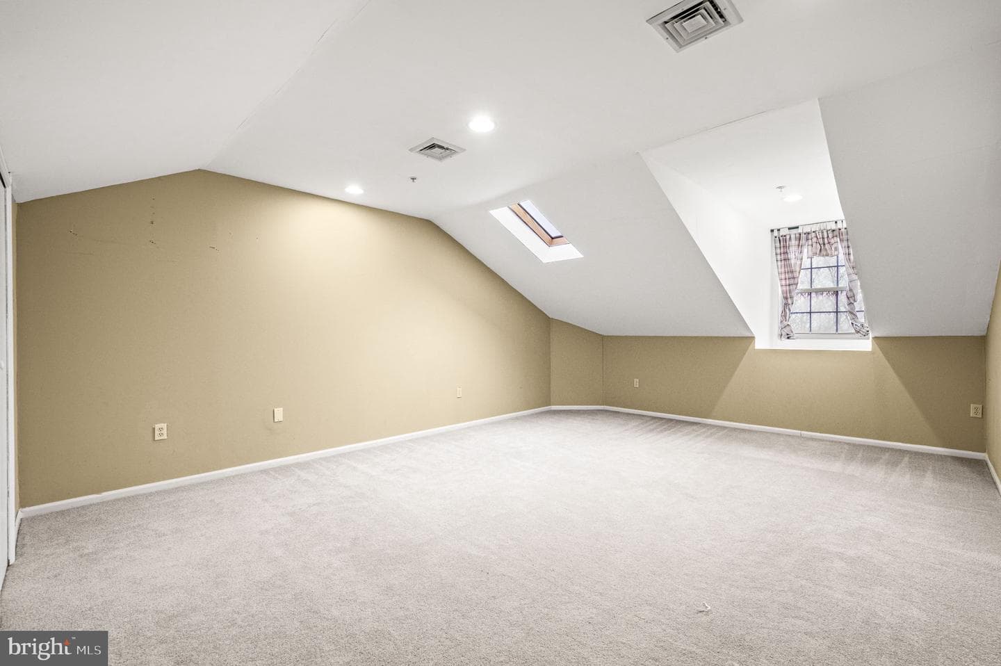 631 Fawn Circle photo 24