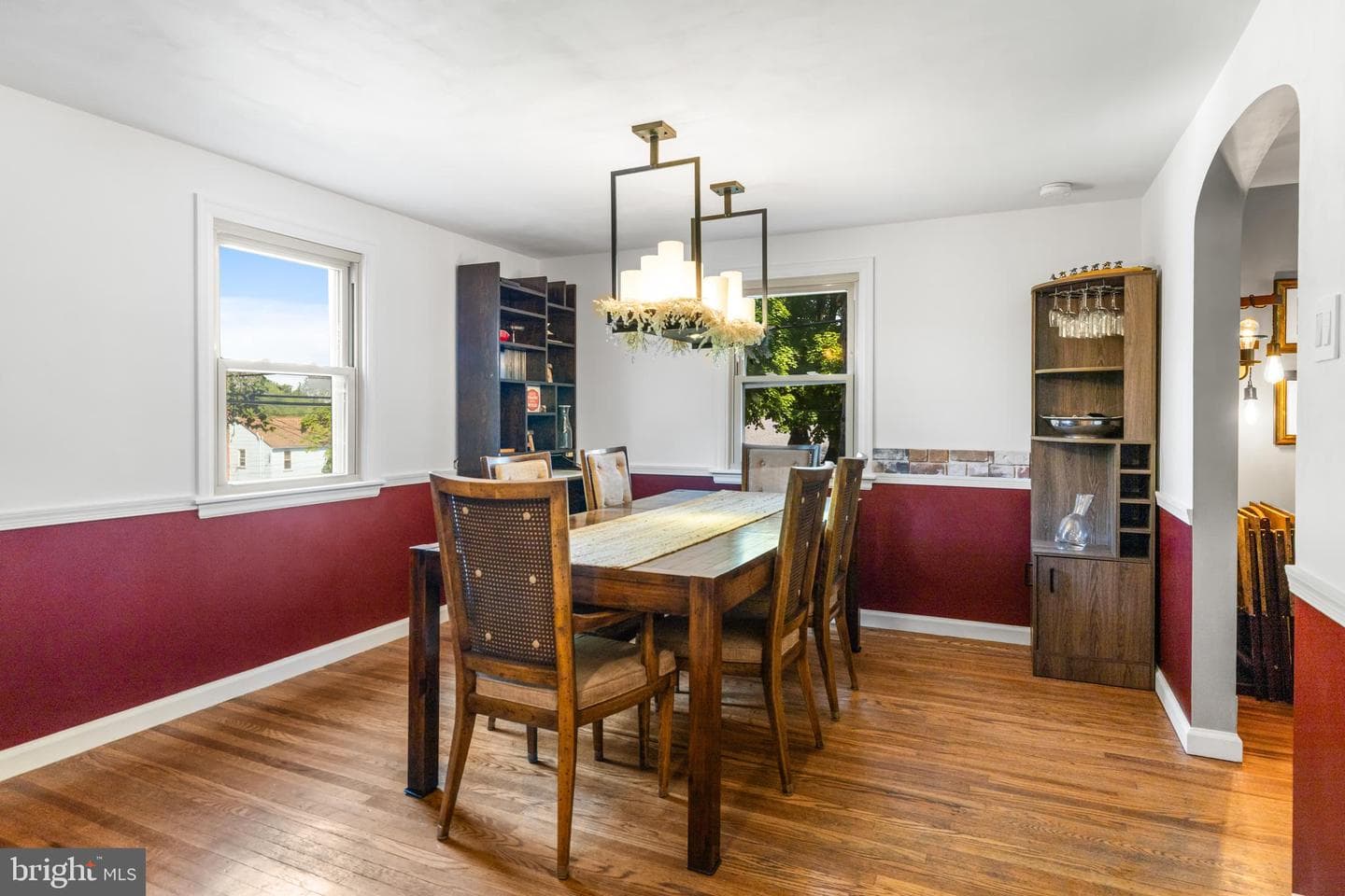 950 Bradfield Road photo 10