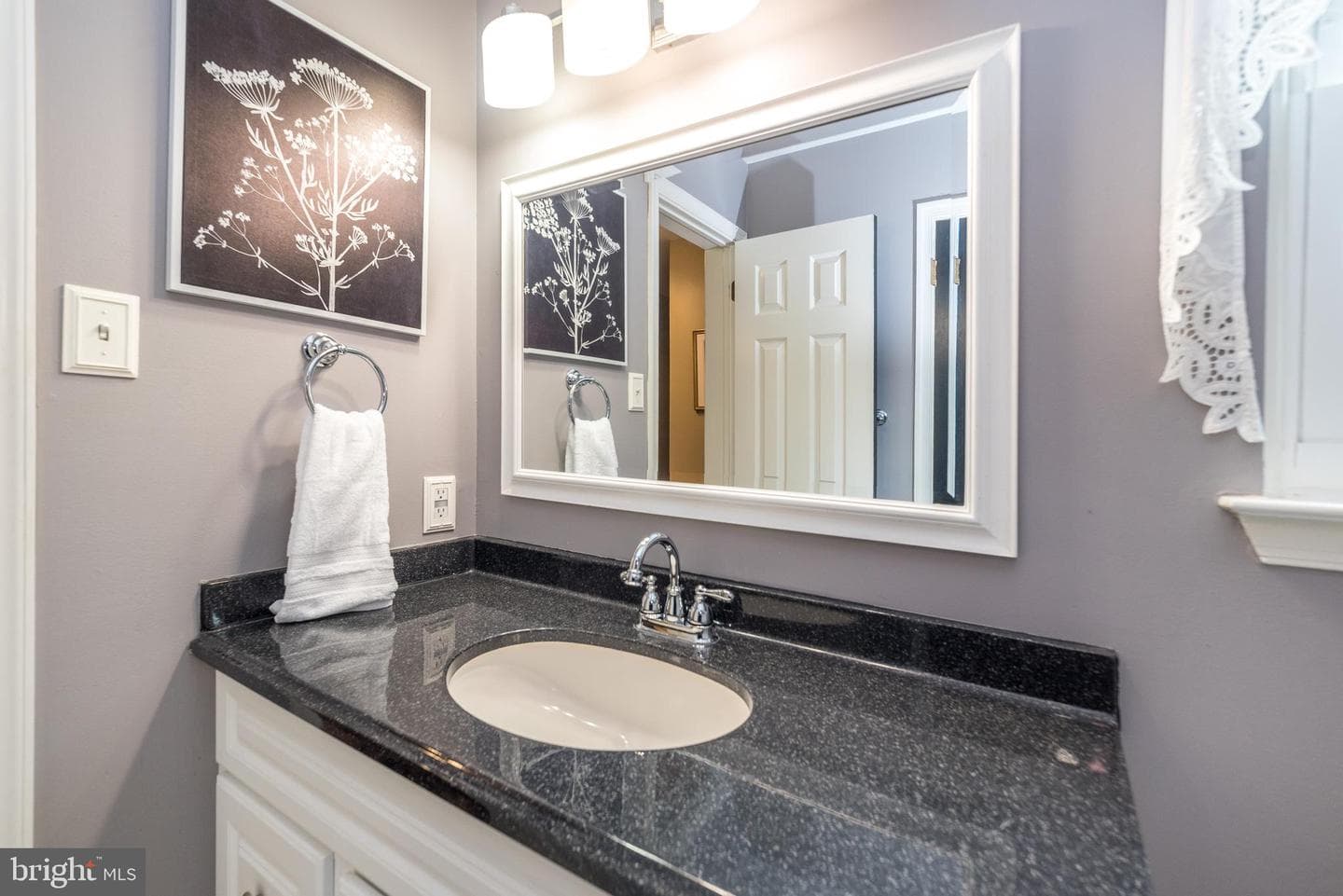 109 Pioneer Drive photo 30