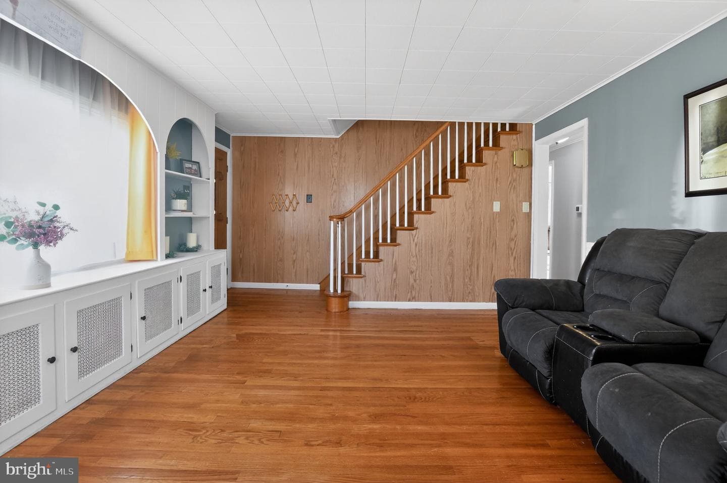 548 Belmont Street photo 6