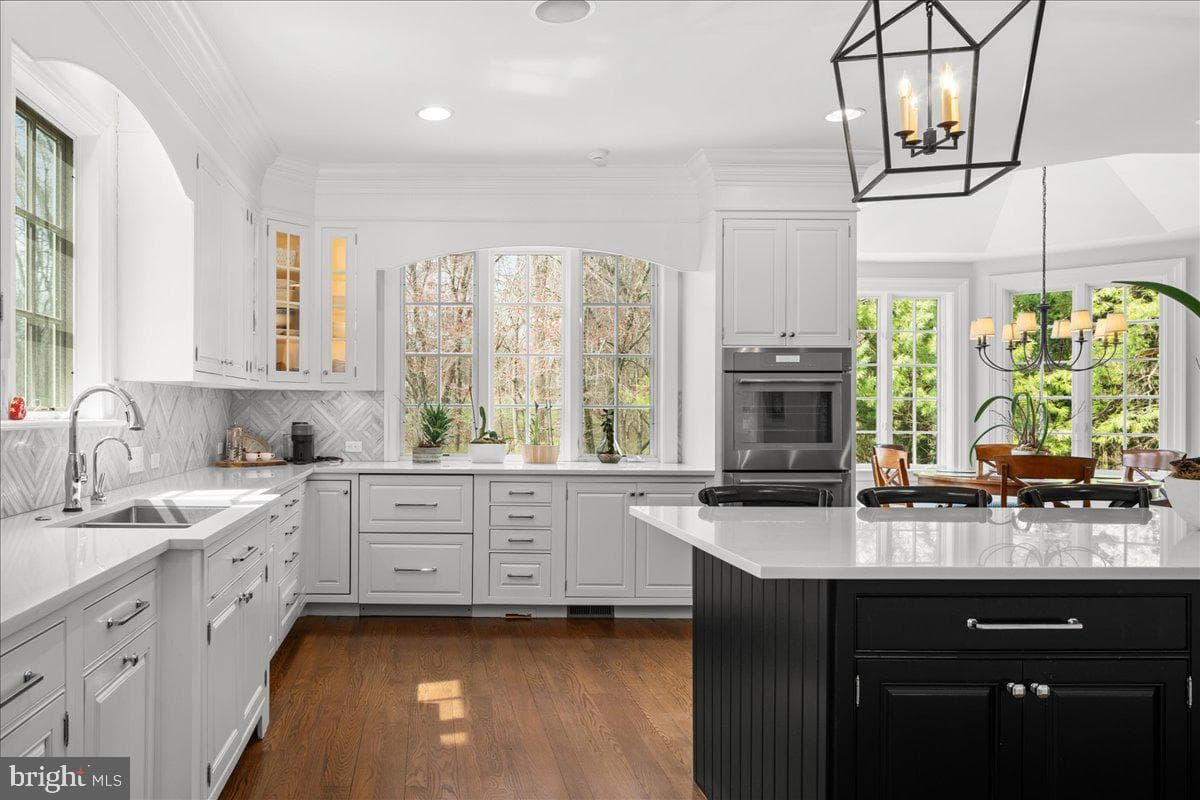 840 Harriton Road photo 7