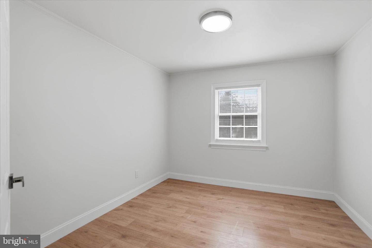898 Crestline Drive photo 27