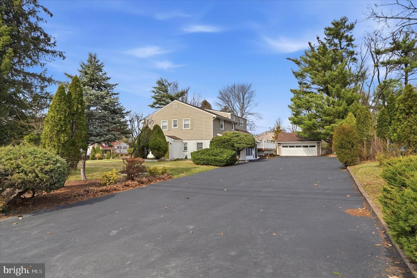 898 Crestline Drive photo 34