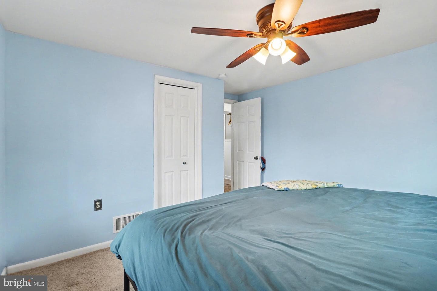 609 N Franklin Street photo 17