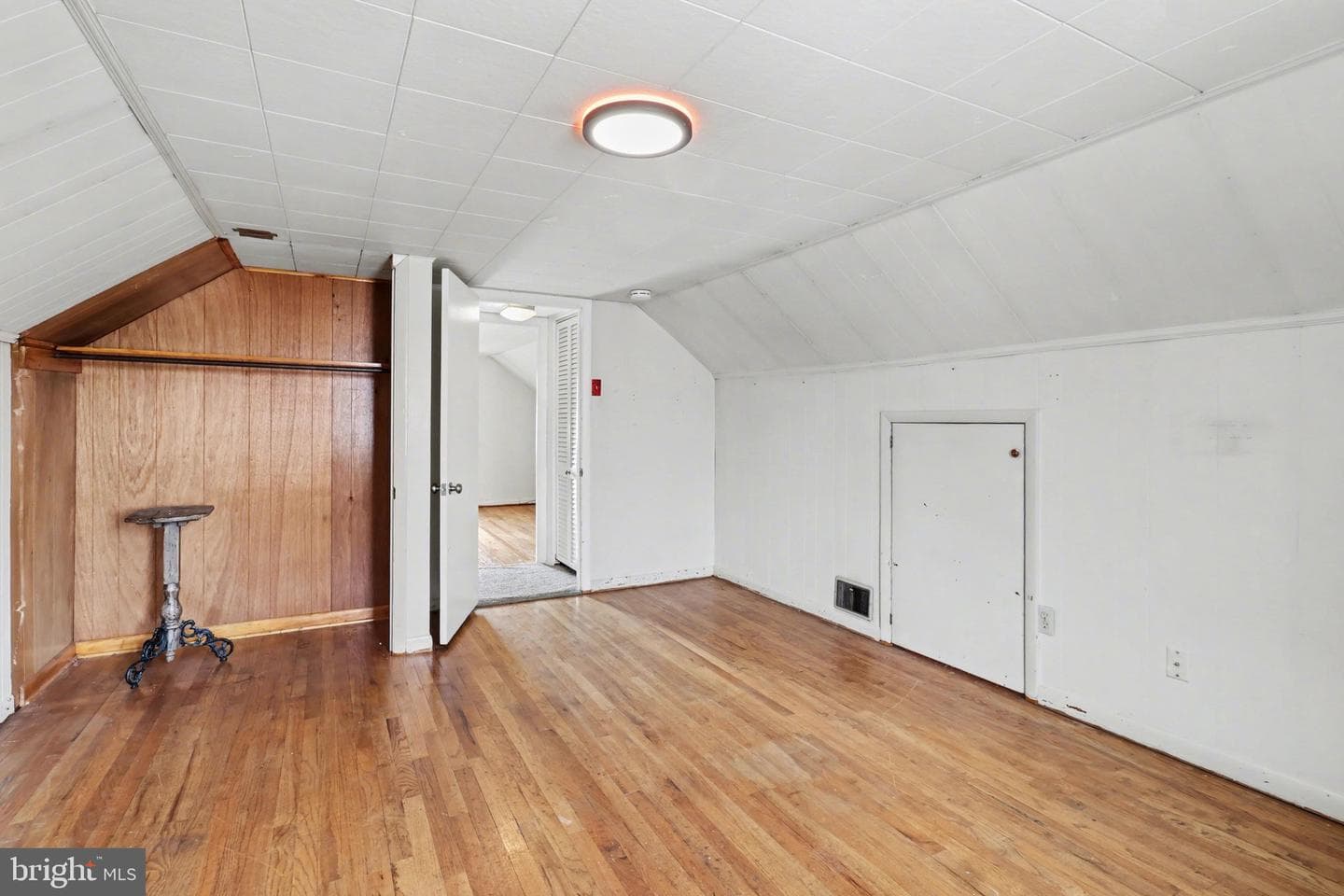 609 N Franklin Street photo 24