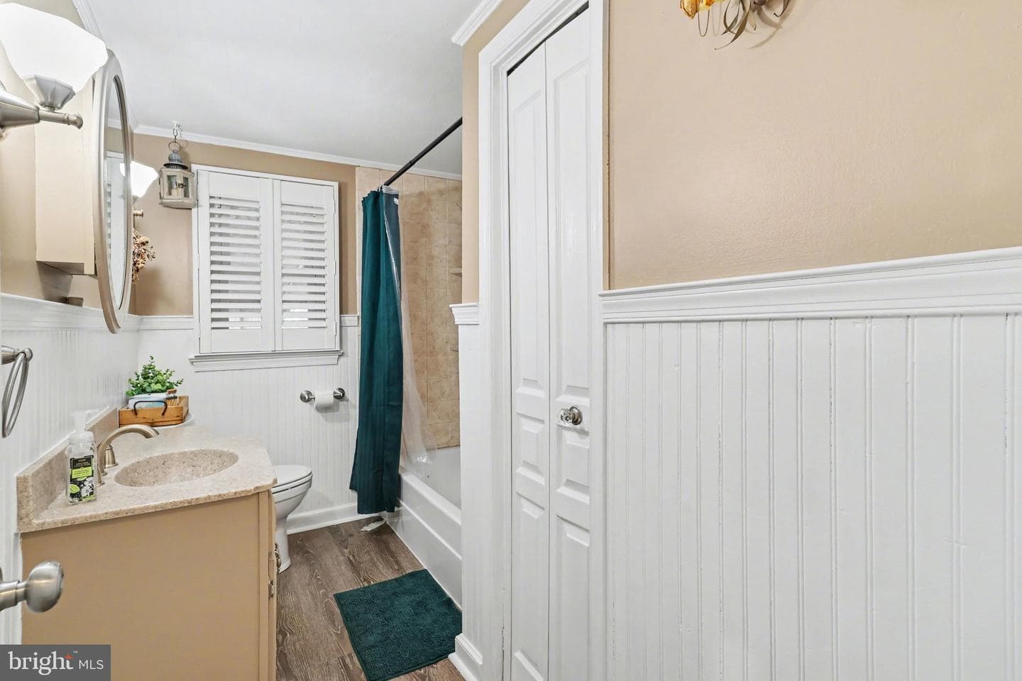 609 N Franklin Street photo 26