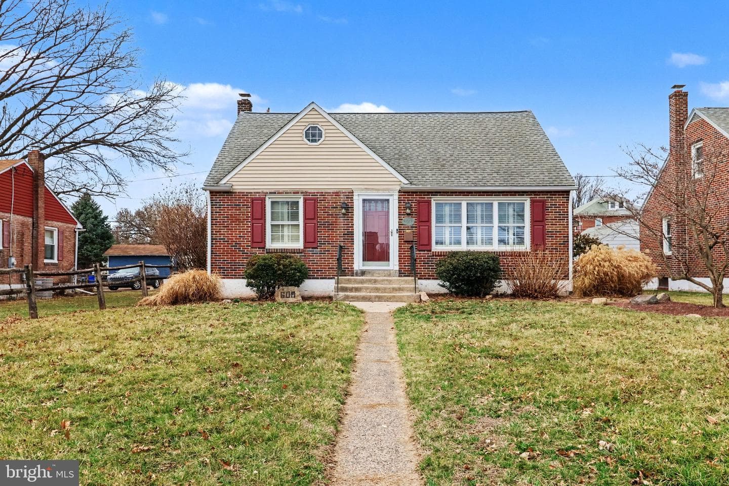 609 N Franklin Street photo 3