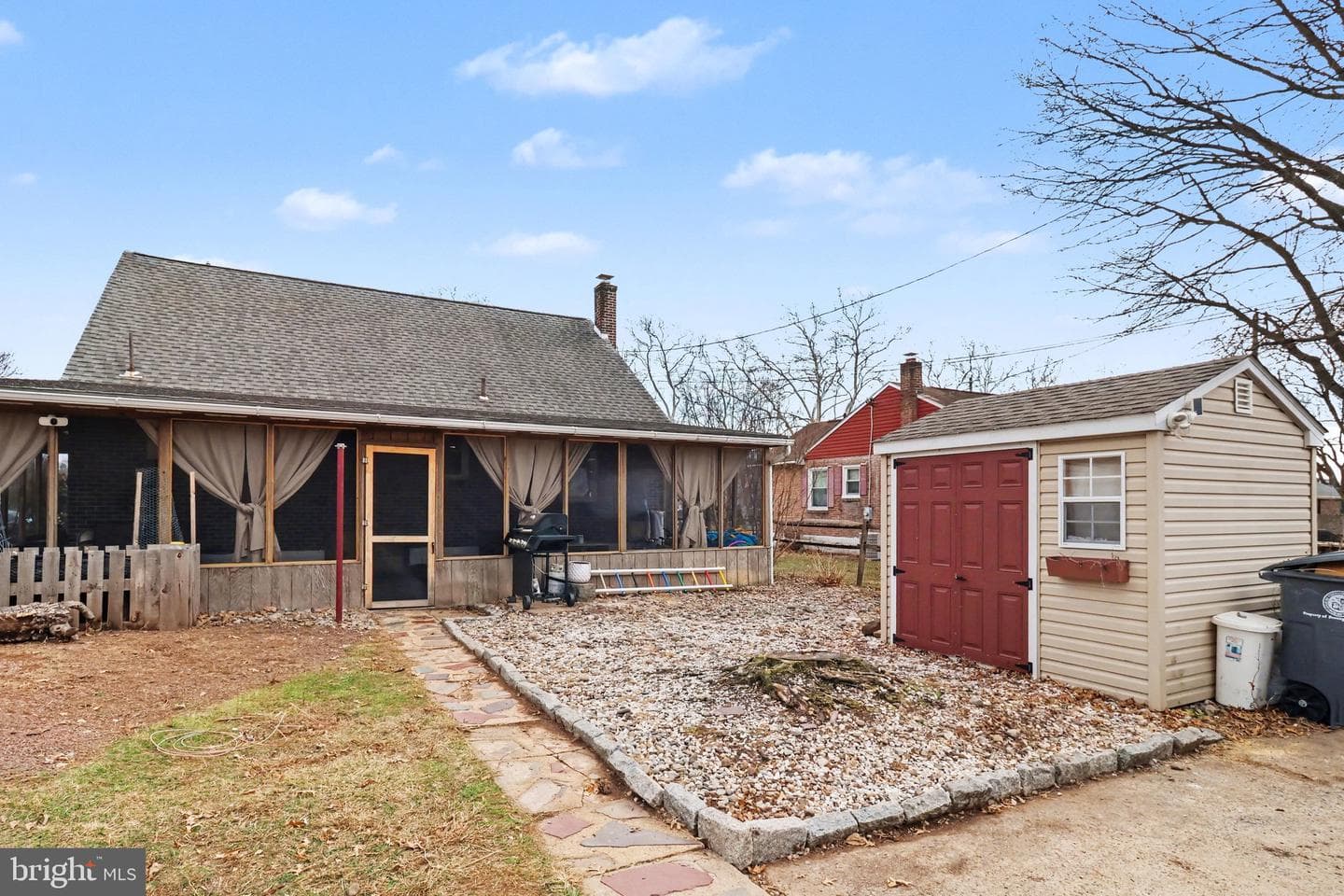 609 N Franklin Street photo 37