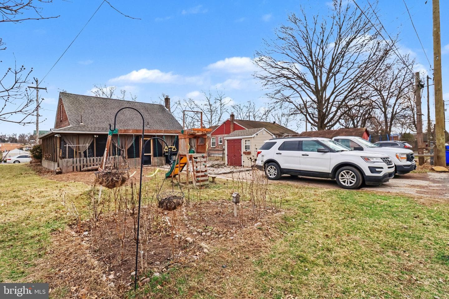 609 N Franklin Street photo 38