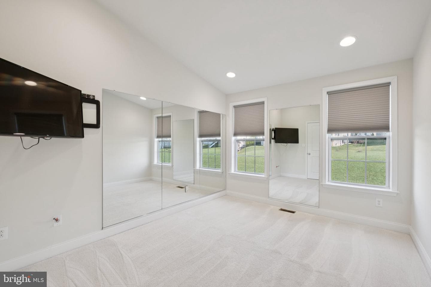 2133 Julia Drive photo 31
