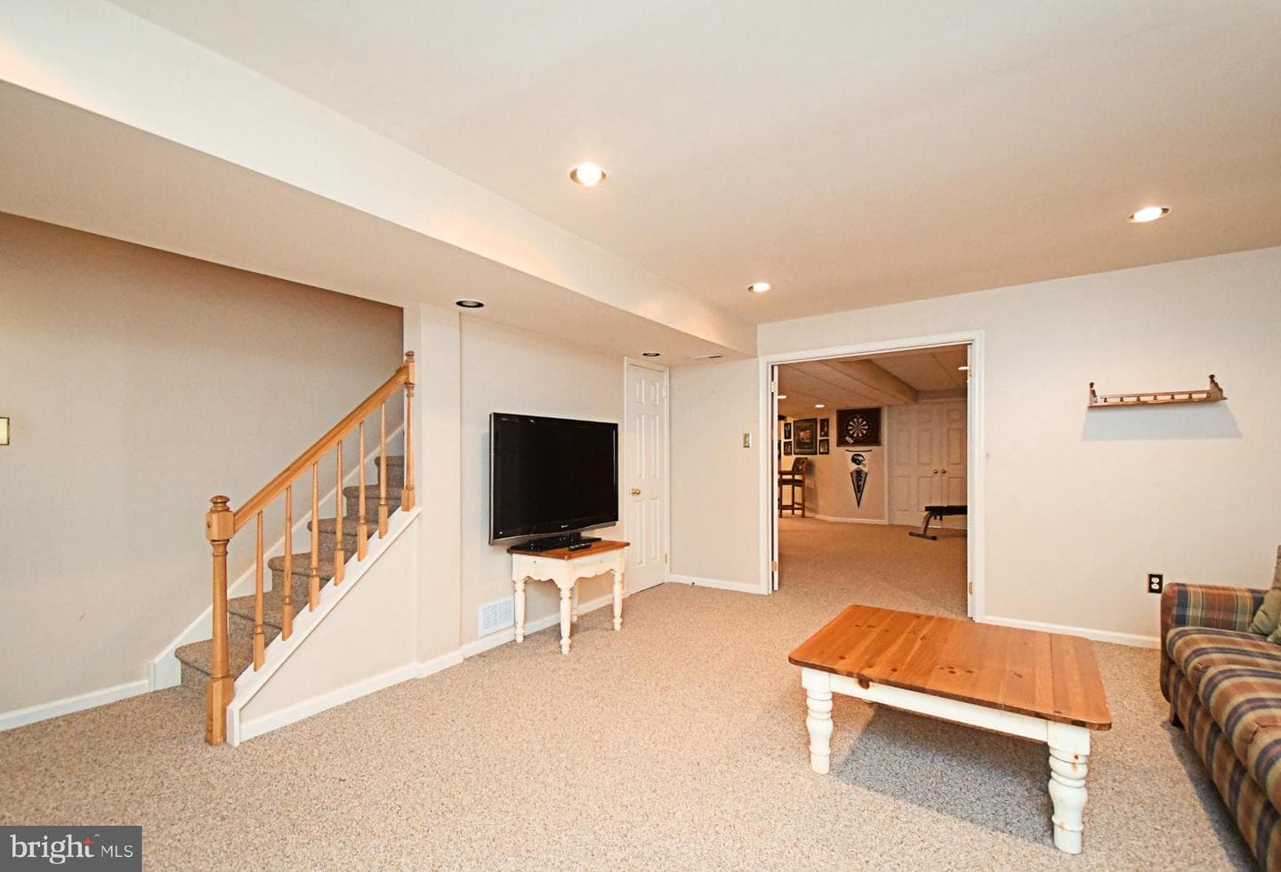 115 Hanover Avenue photo 63