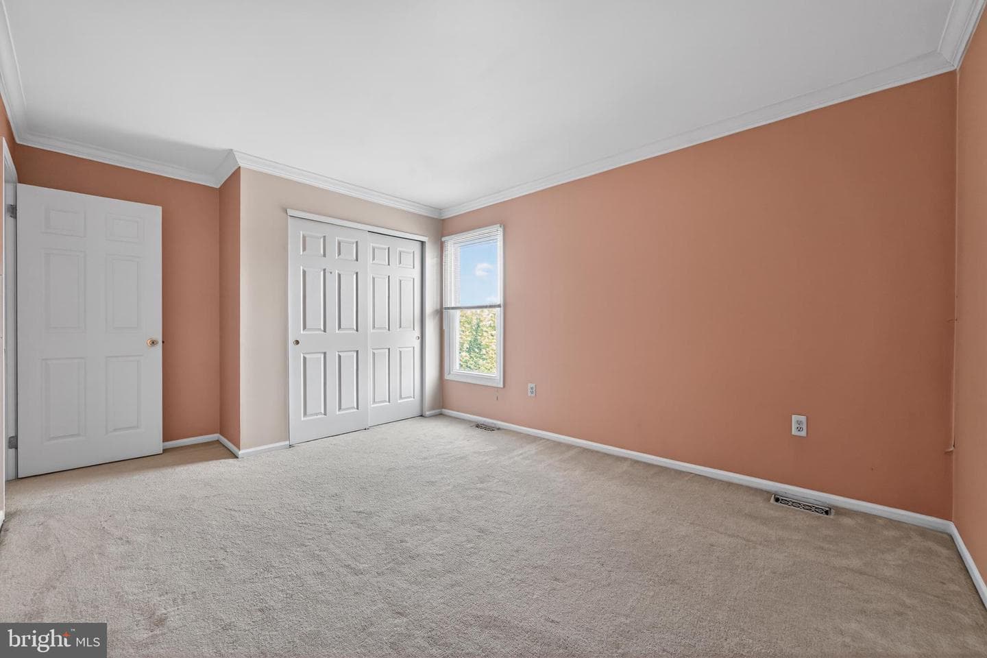 62 Harlow Circle photo 16