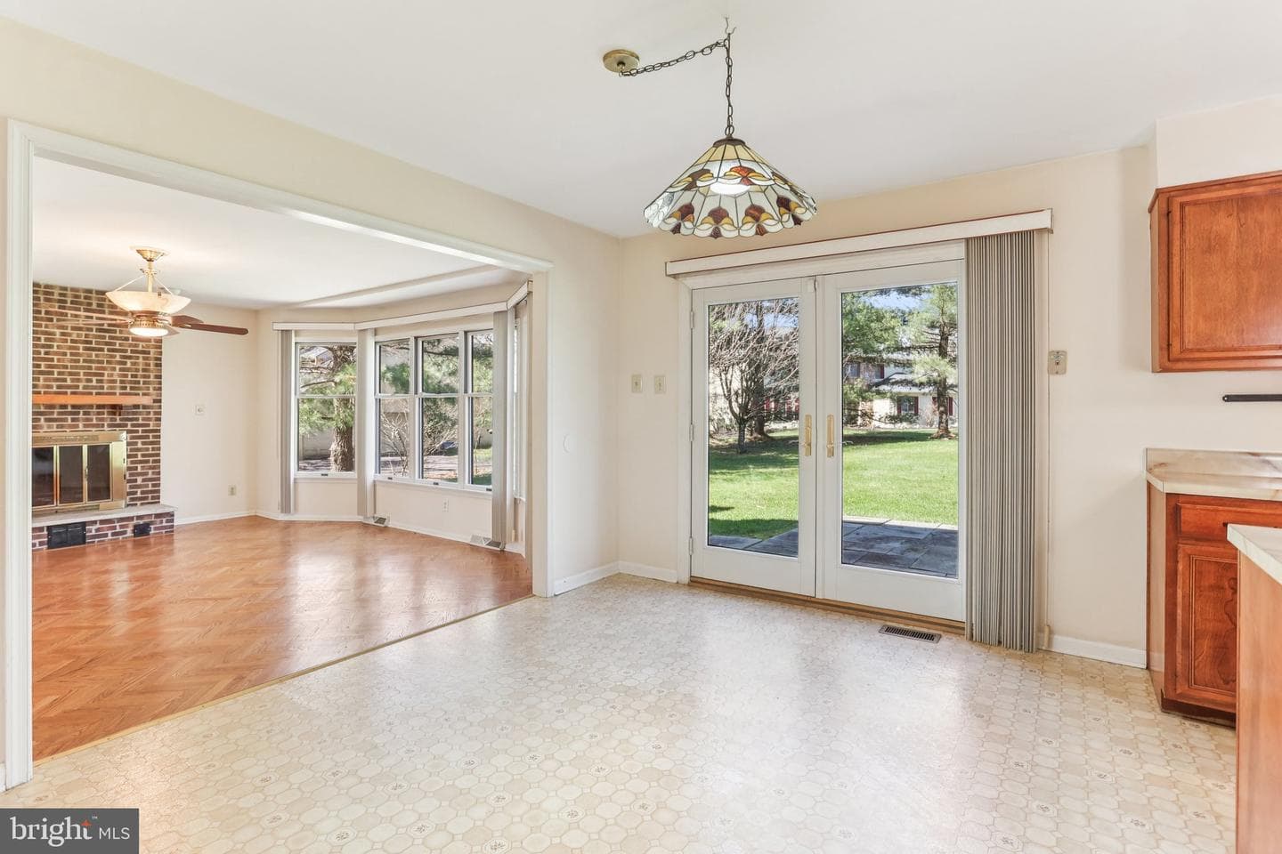 1 Saljon Court photo 20