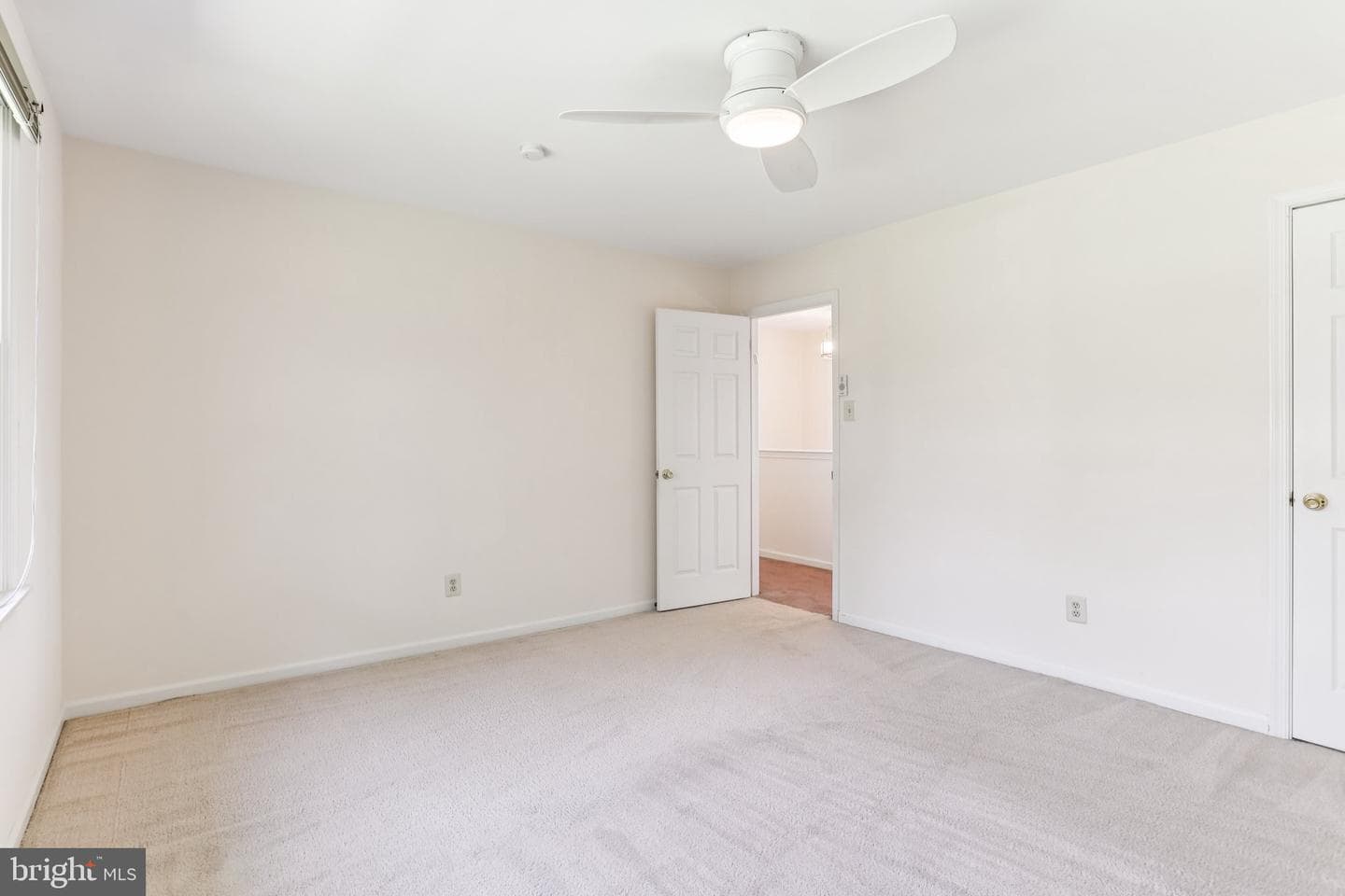 1 Saljon Court photo 47