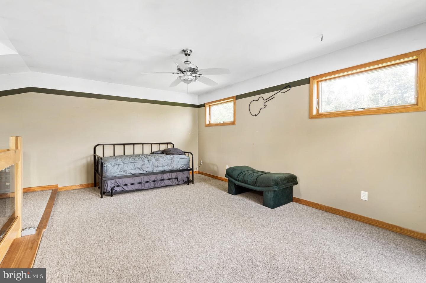 213 Cross Road photo 35
