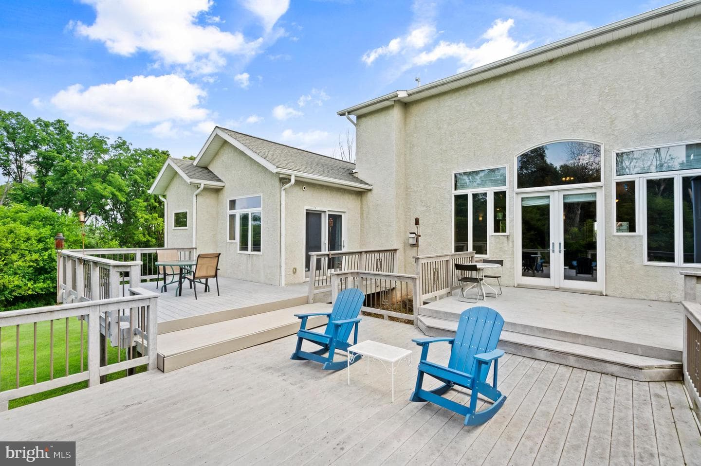 213 Cross Road photo 60