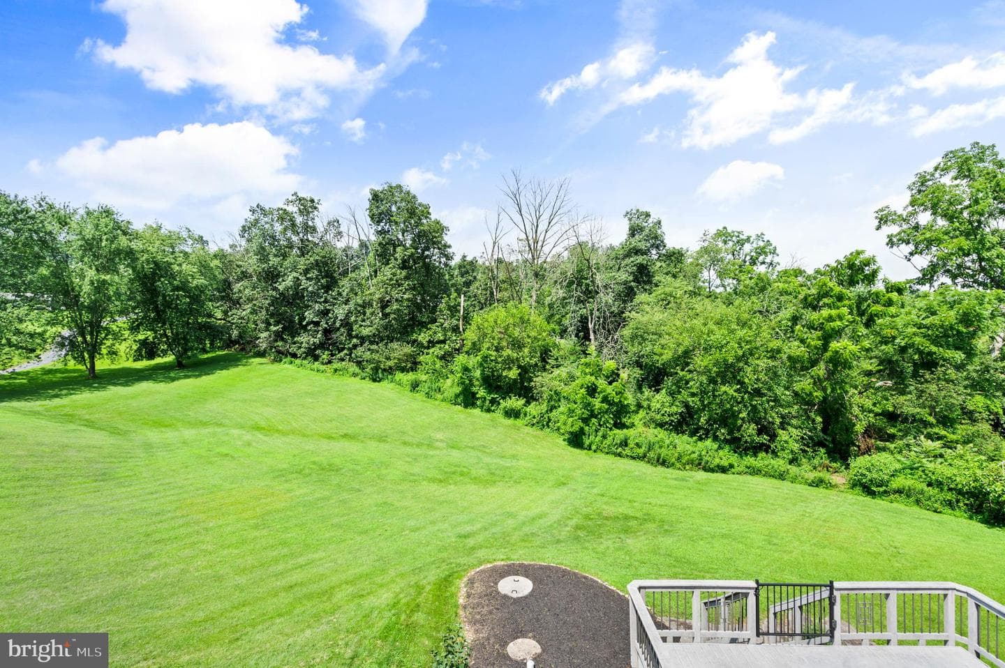 213 Cross Road photo 65