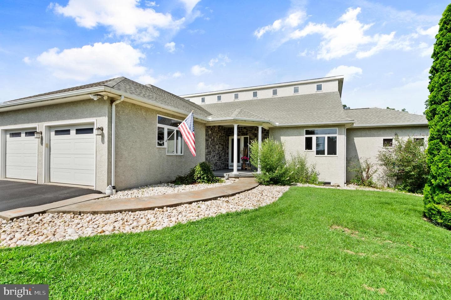 213 Cross Road photo 7