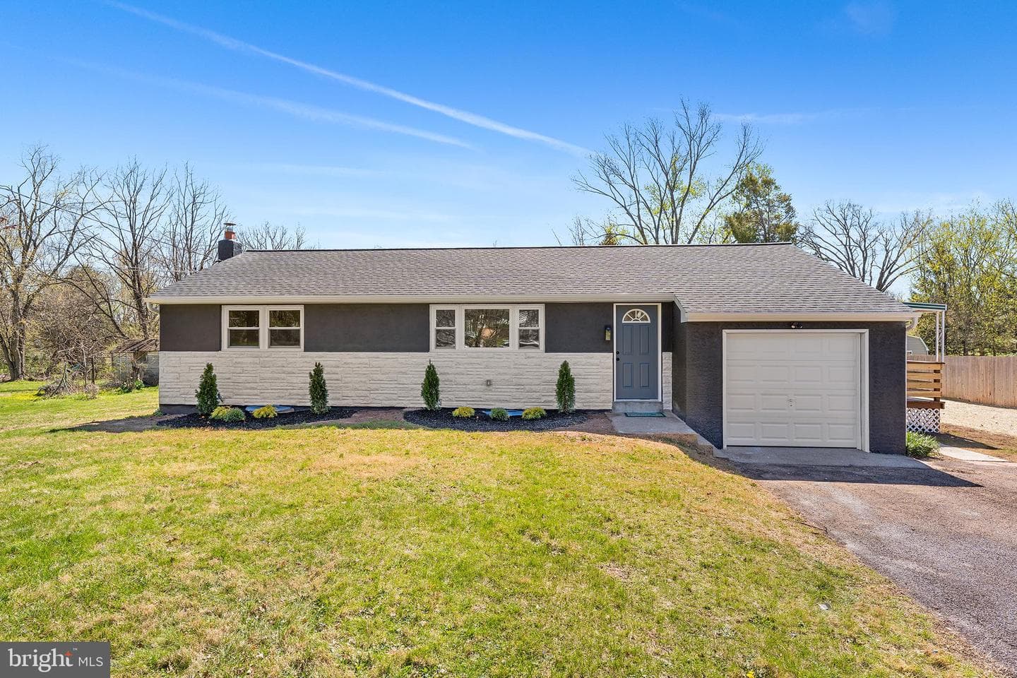 546 Heiser Road photo 1