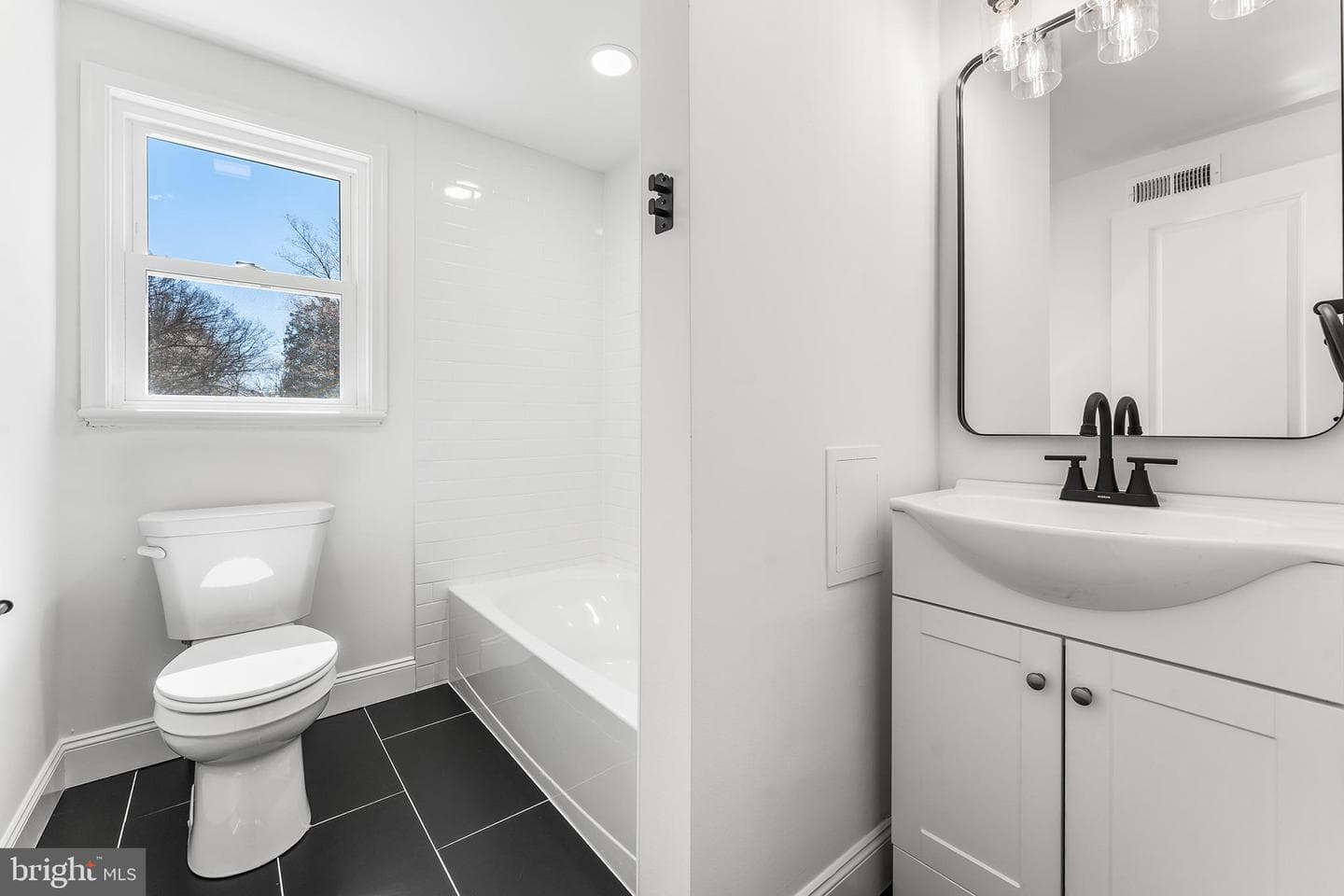 546 Heiser Road photo 9