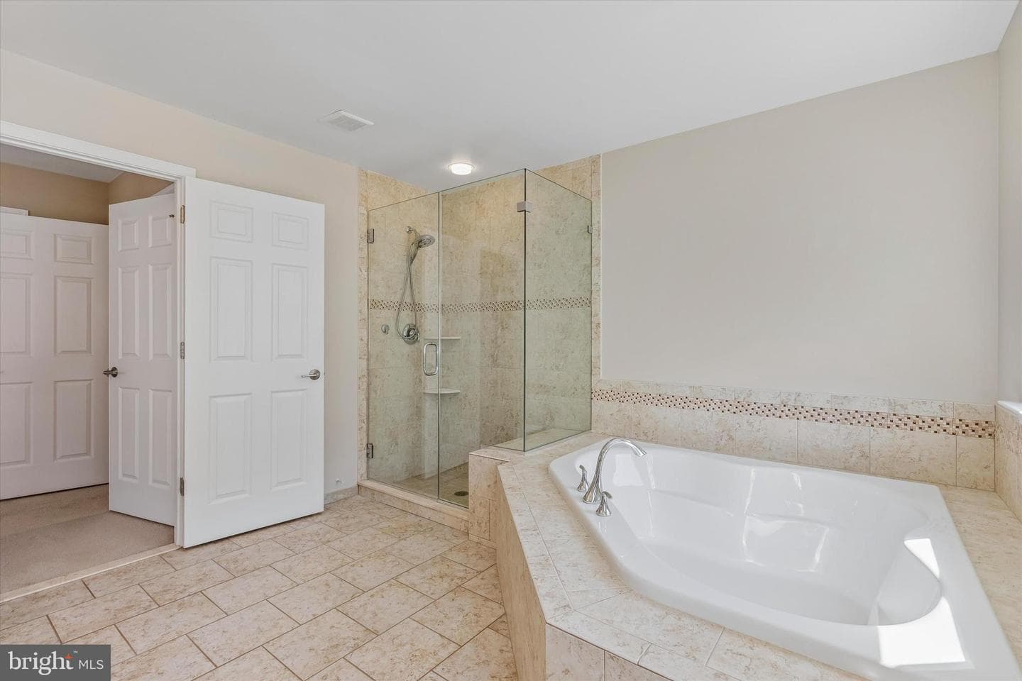 31 Penn Manor Court photo 17