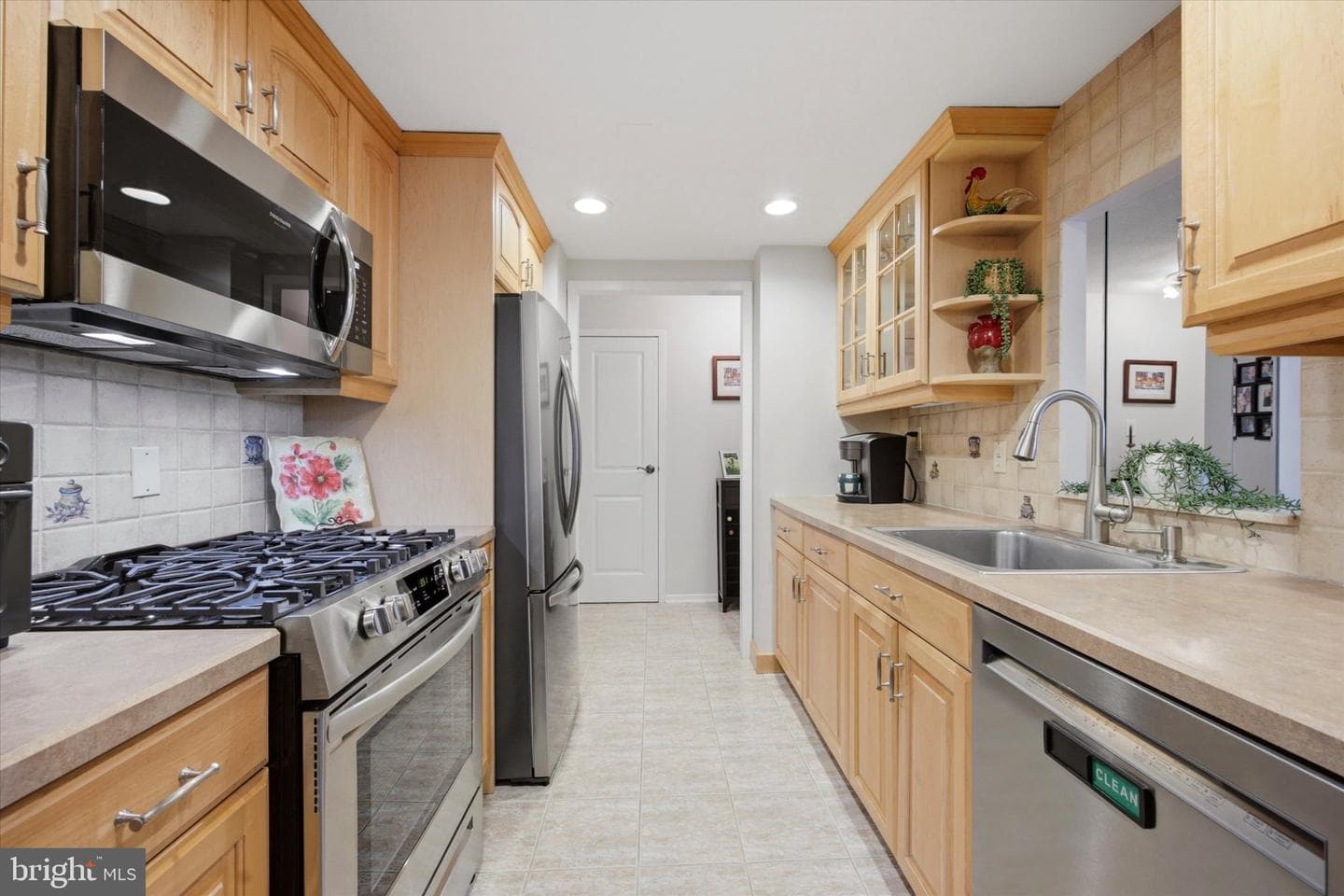 100 West Avenue #229-S photo 4