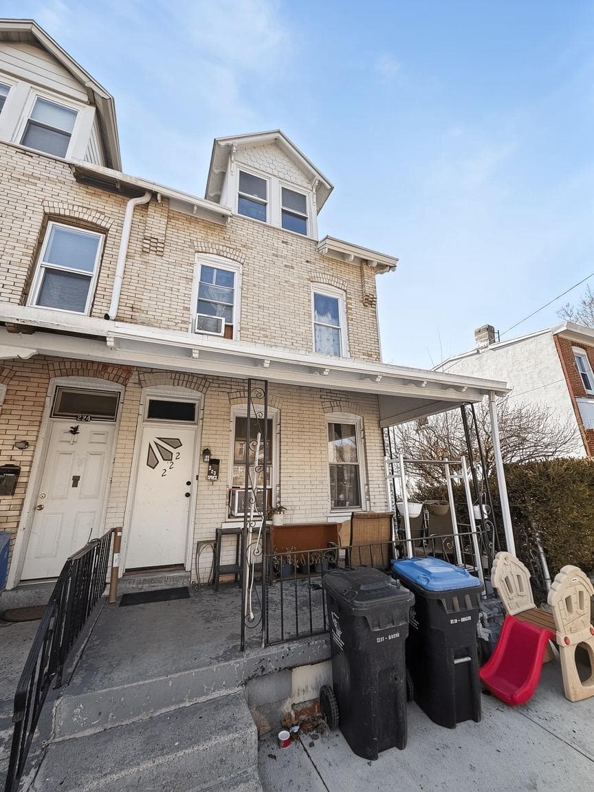 222 E Spruce Street