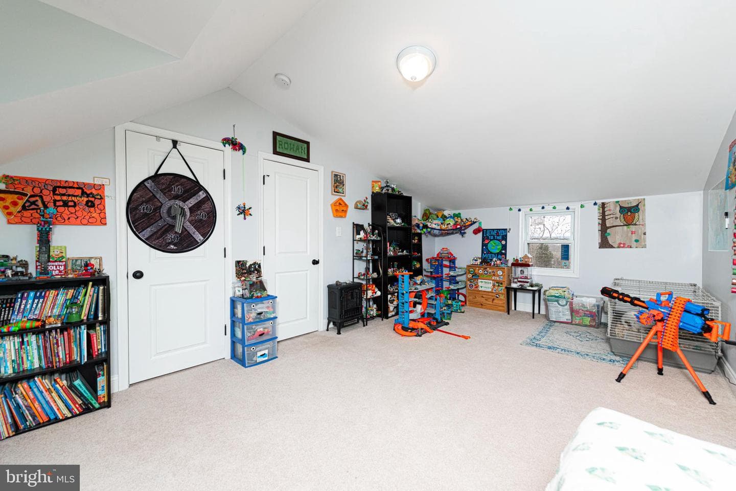1720 Farmington Avenue photo 20