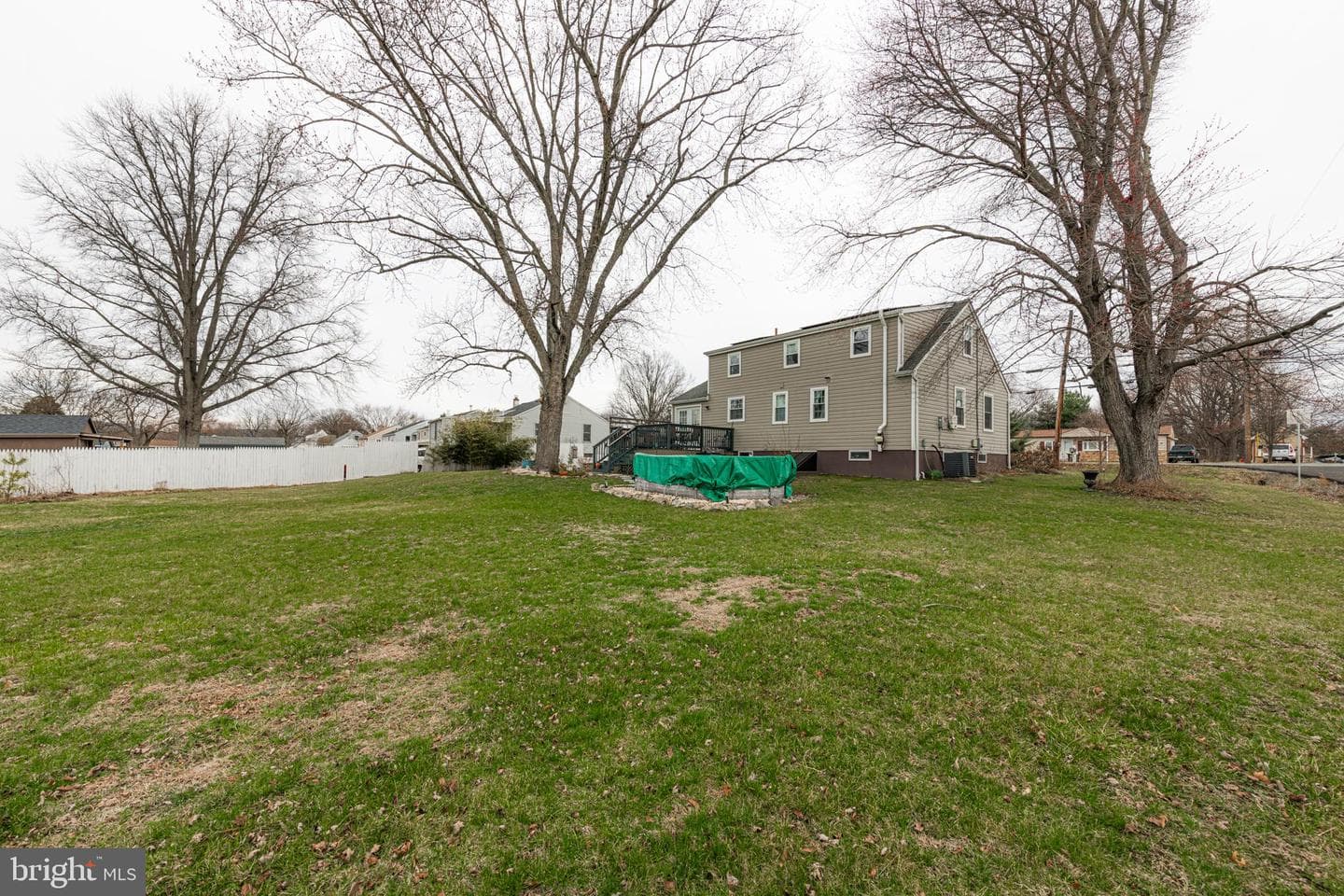 1720 Farmington Avenue photo 37