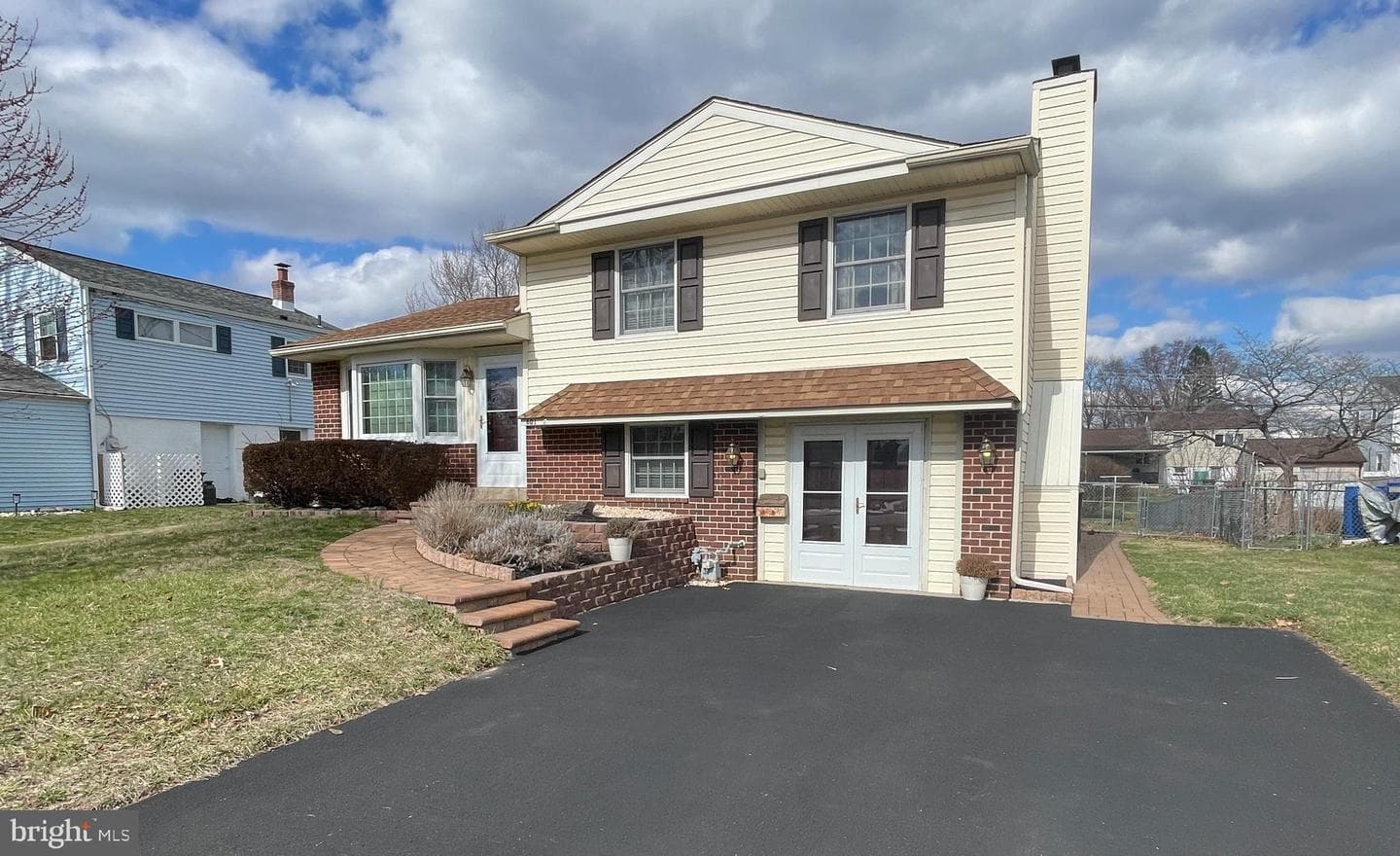 601 Exton Road photo 2