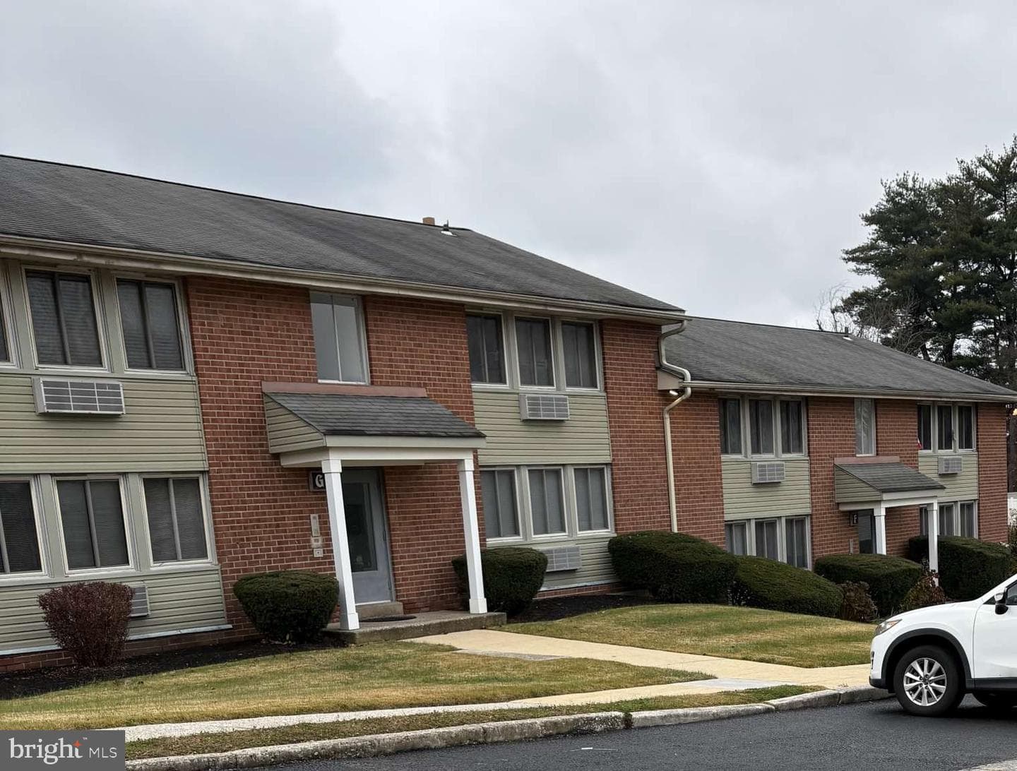 250 Tanglewood Lane #g-4