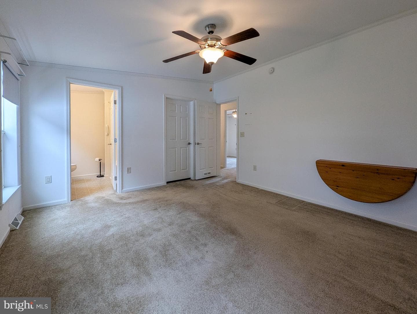 22 Holiday Avenue photo 19