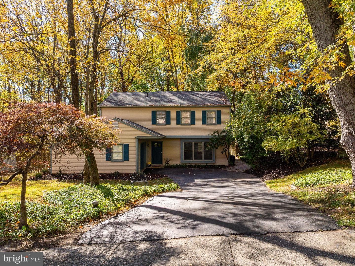 438 Holly Lane