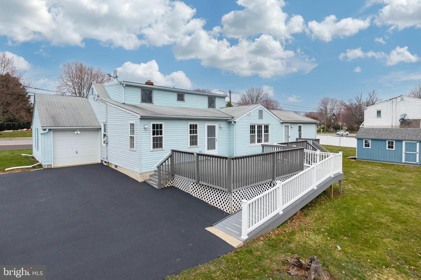 933 Forty Foot Road photo 2