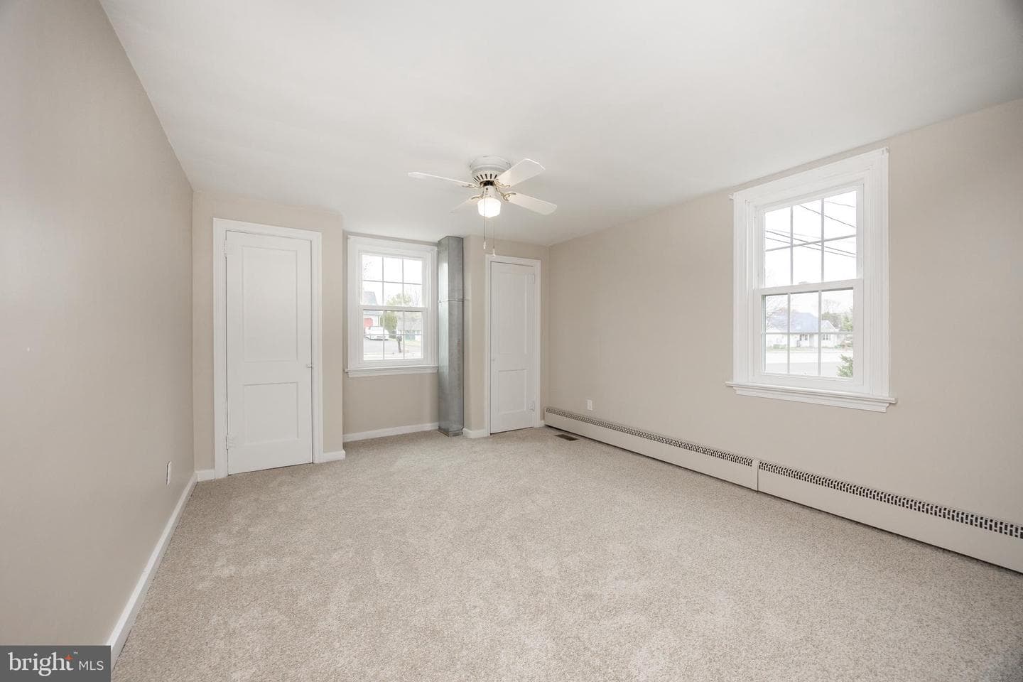 933 Forty Foot Road photo 8