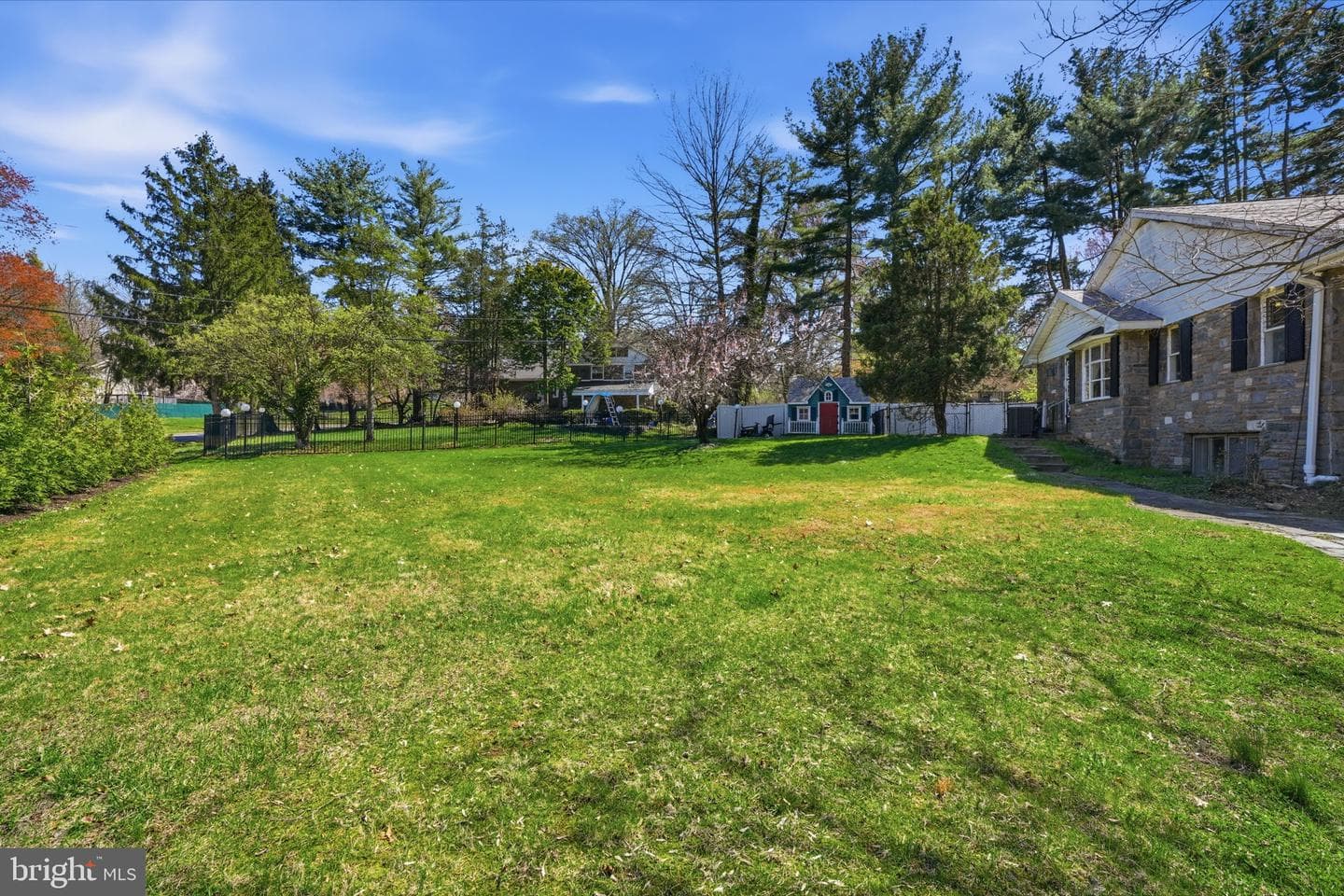 1516 Redwood Lane photo 38