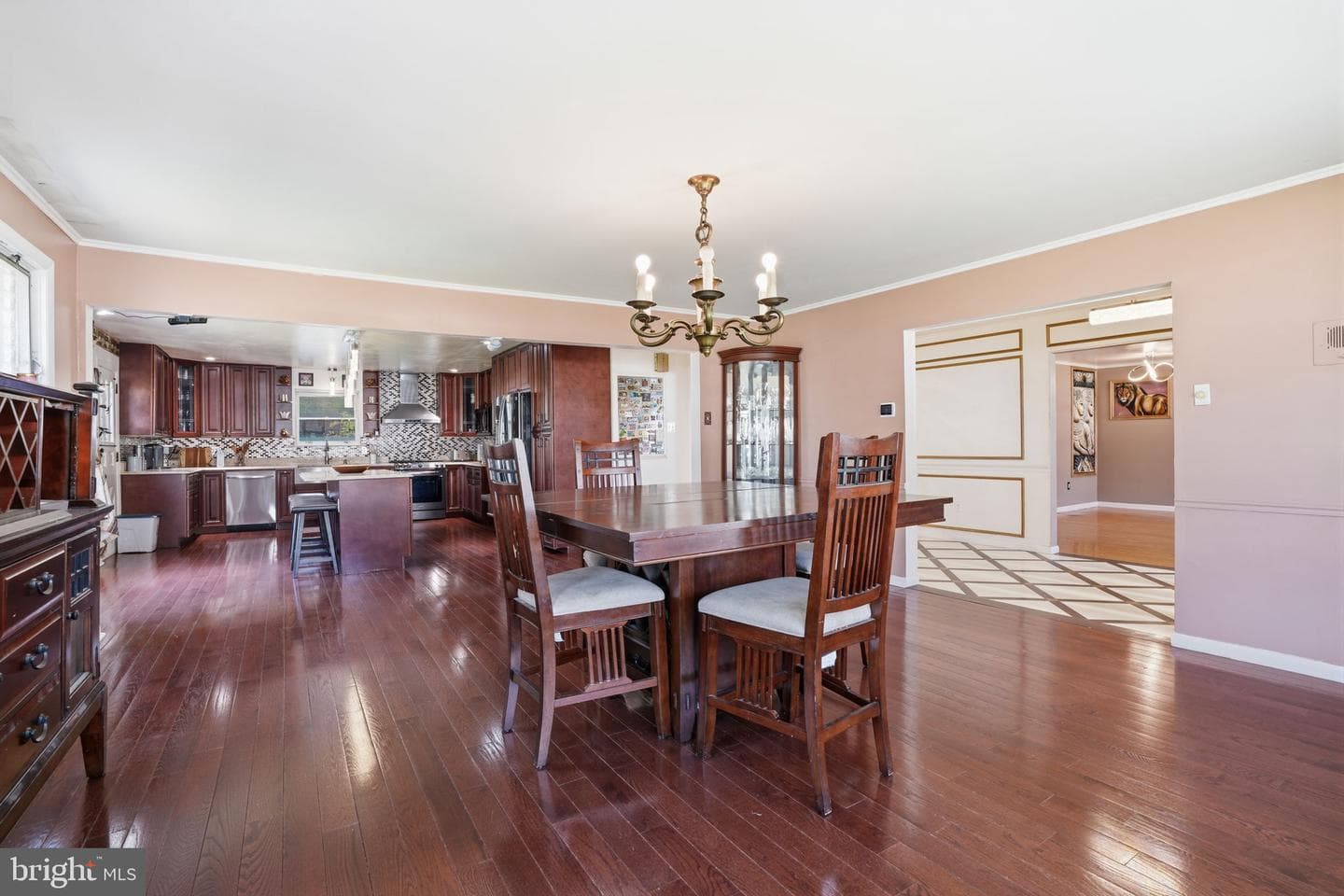 1516 Redwood Lane photo 6
