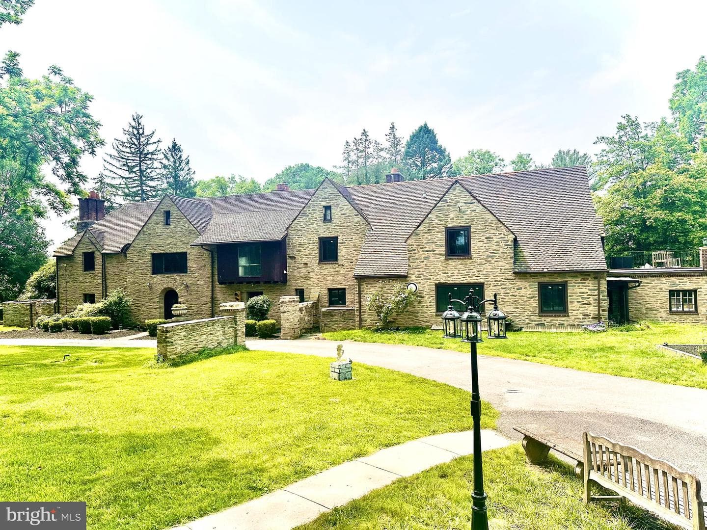 1319 Remington Road photo 4