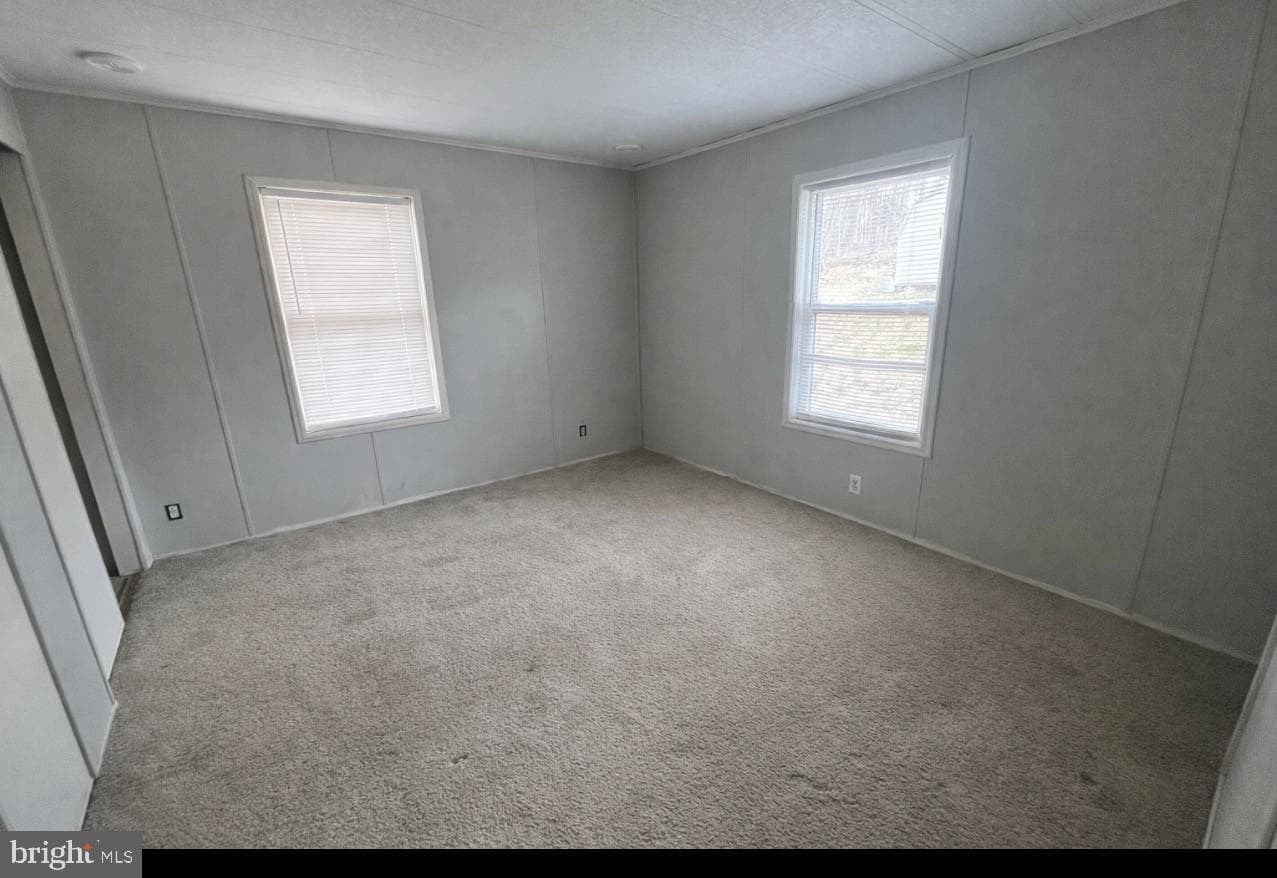 910 Lakeview Drive photo 18