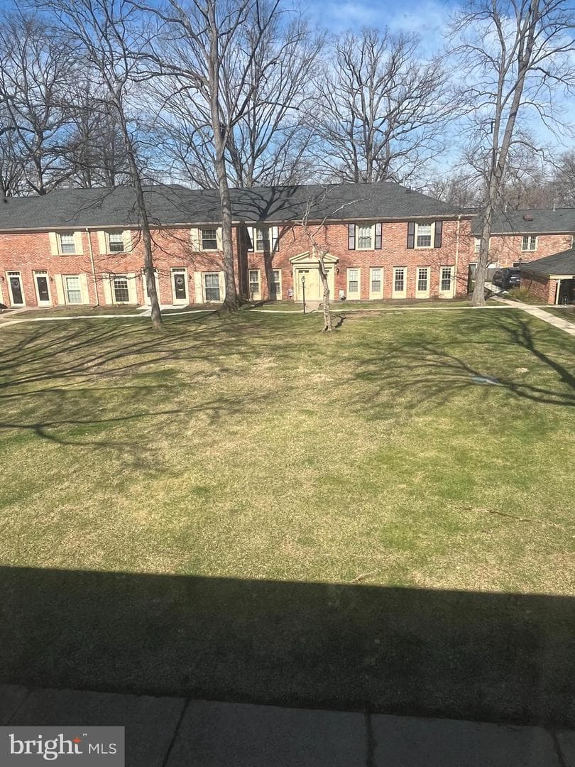 154 Albemarle Drive photo 4