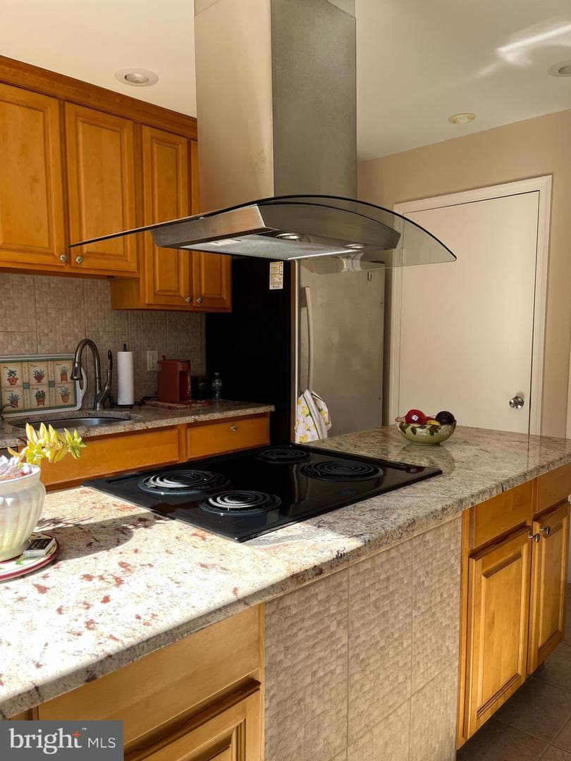 154 Albemarle Drive photo 8