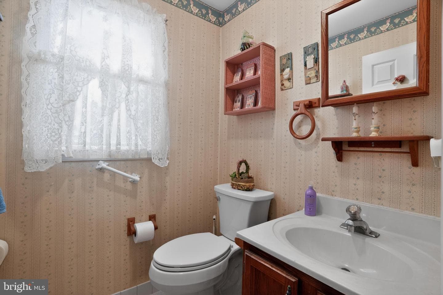 307 Sharon Court photo 14