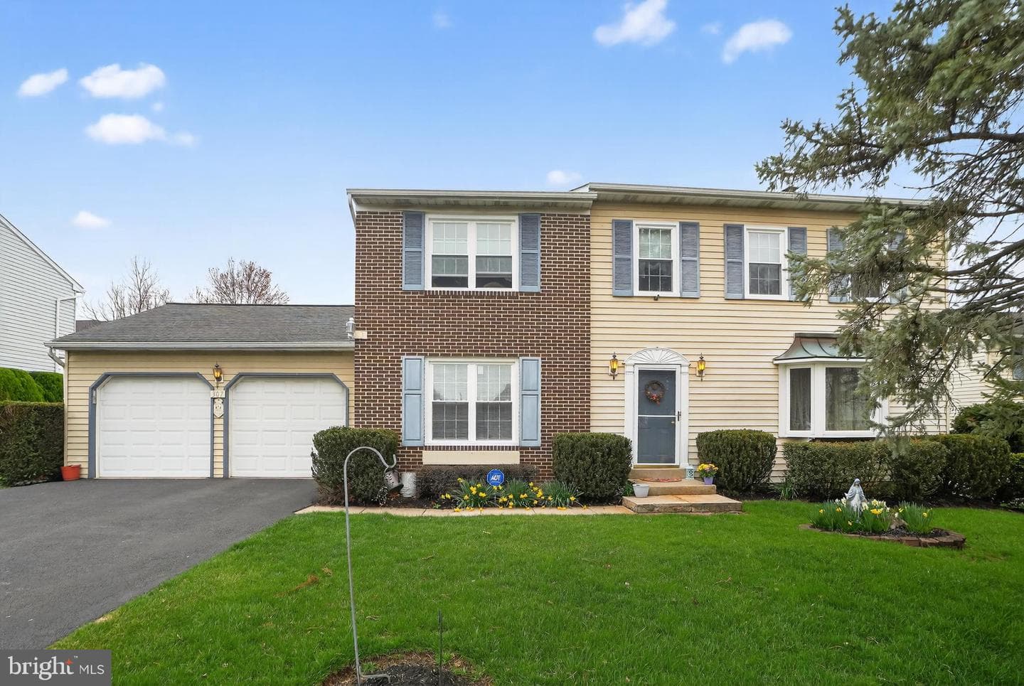 307 Sharon Court photo 2