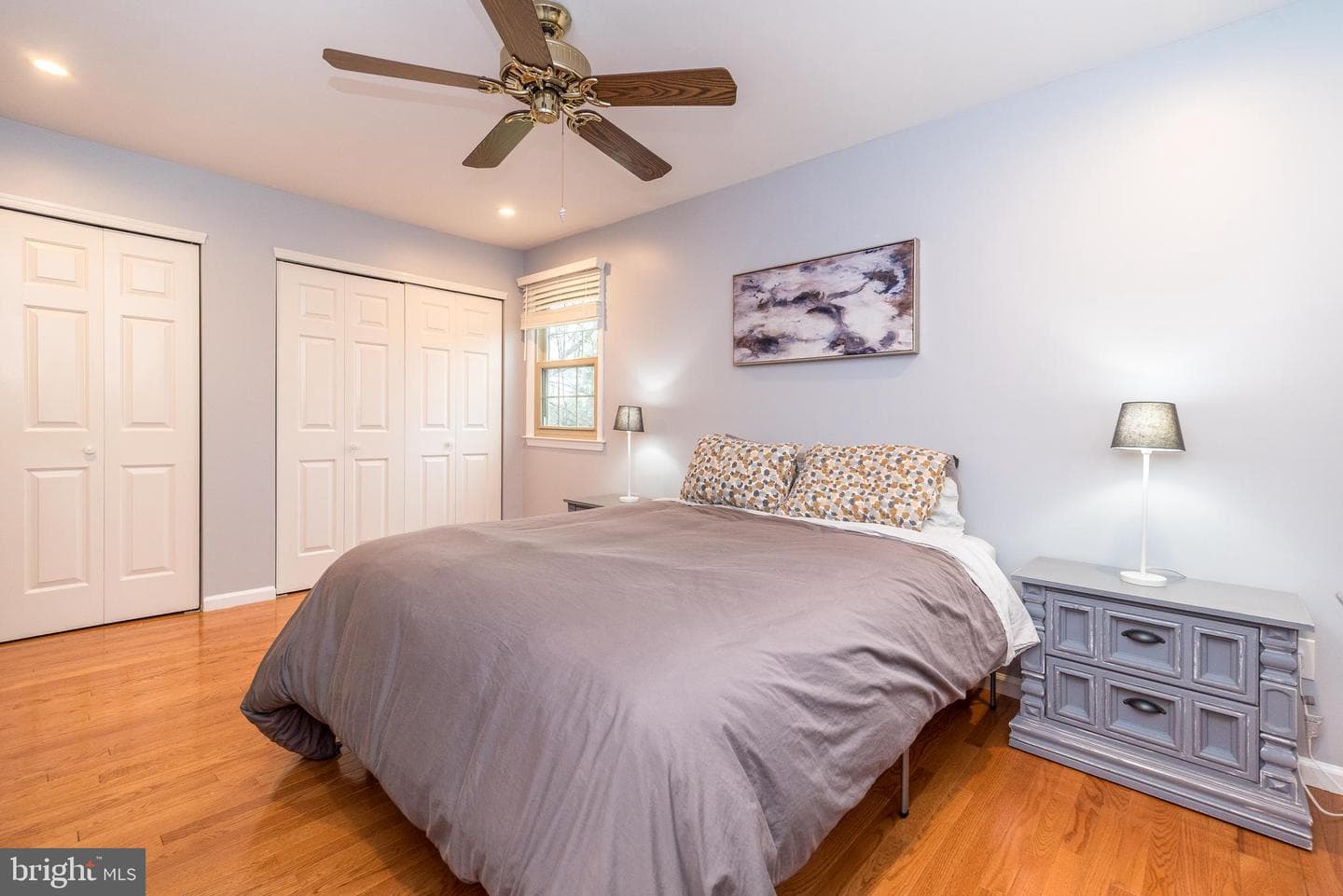 221 Stefan Place photo 42