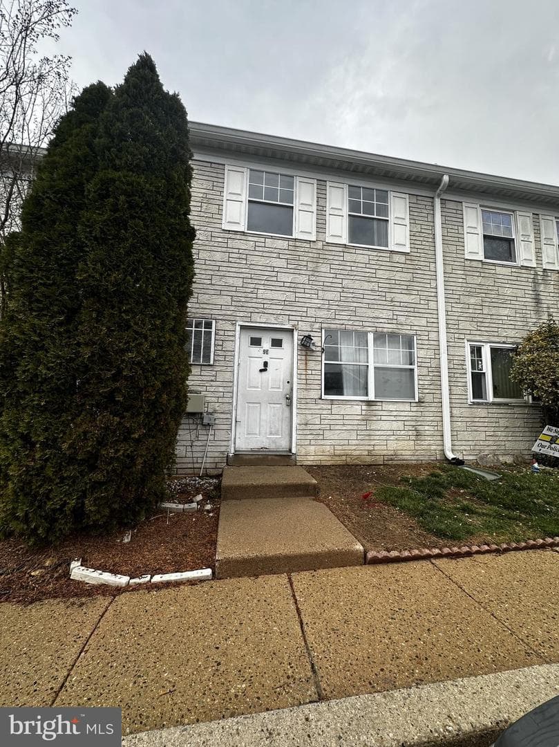 515 N York Road #9-E