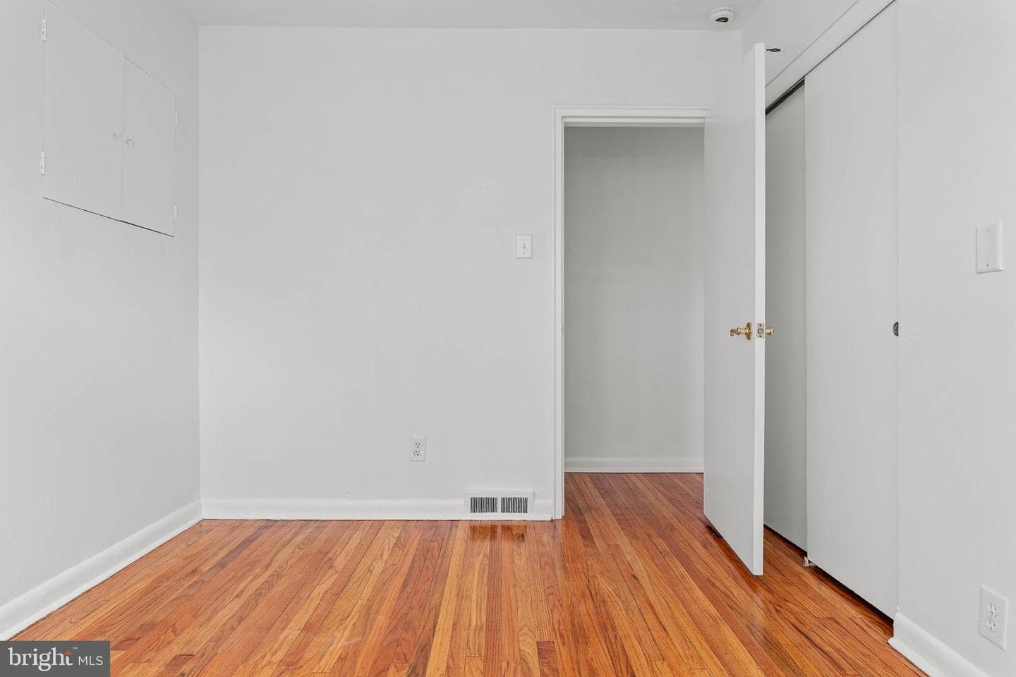 627 Wayland Road photo 19