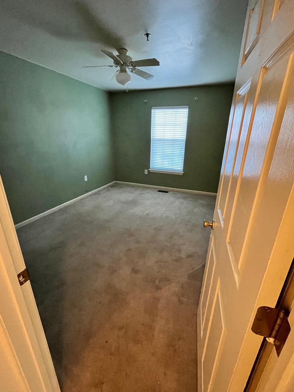 610 Brentwood Court photo 11